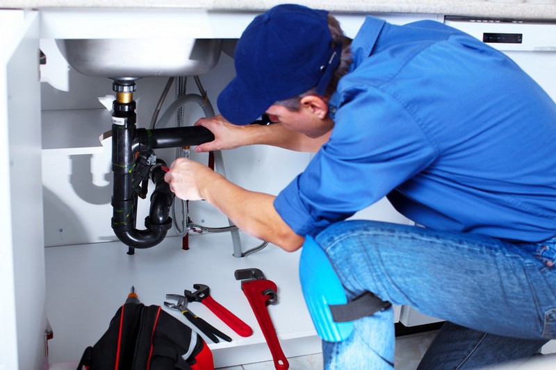 Sửa chữa đường ống nước tại Tp Quảng Ngãi